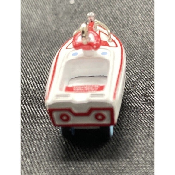 HALLMARK Keepsake Ornament - 1968 Murray Jolly Roger Flagship Miniature - Picture 7 of 8